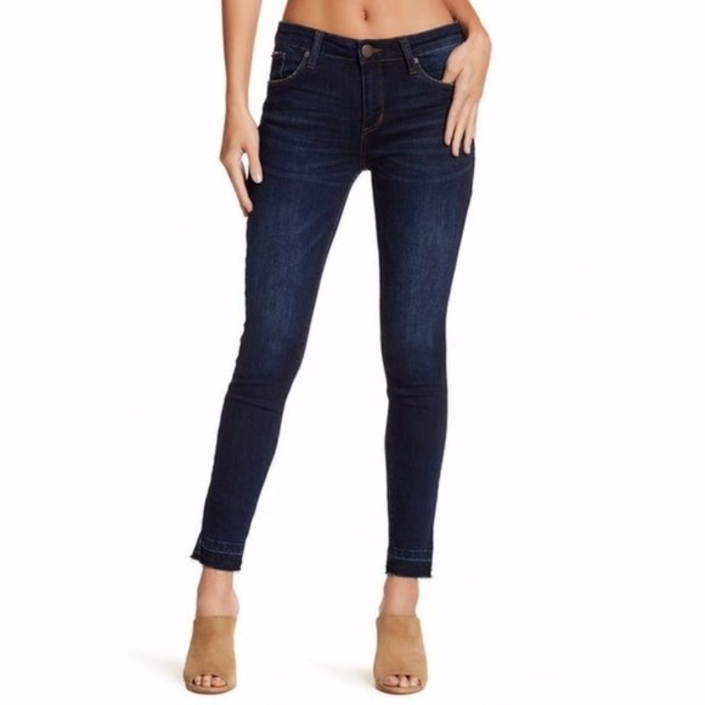 STS Blue Raw Hem Ankle Skinny Jean Size 29